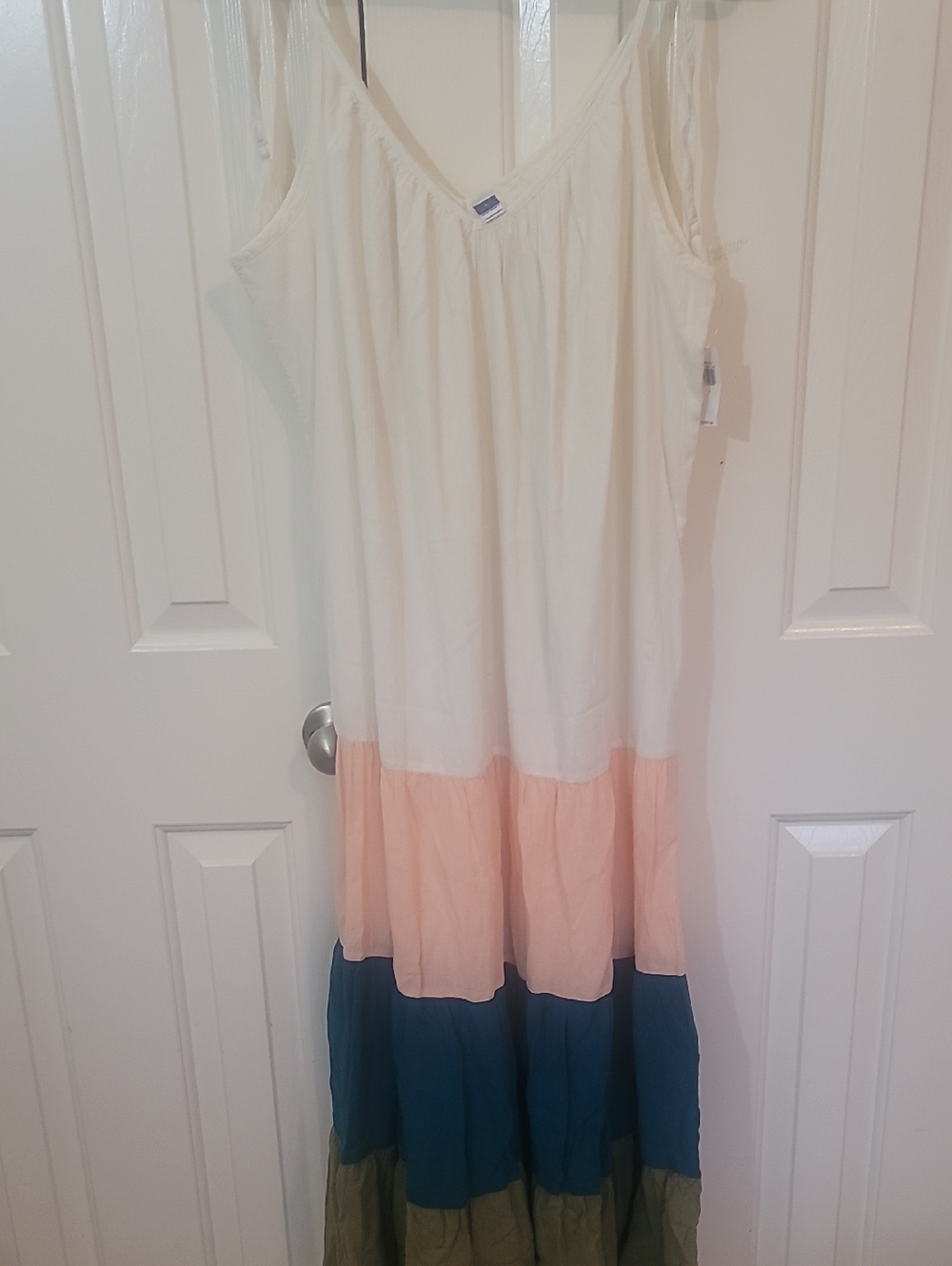 Old Navy Sleeveless Colorblock Maxi Dress in Cream, Peach, Teal & Olive